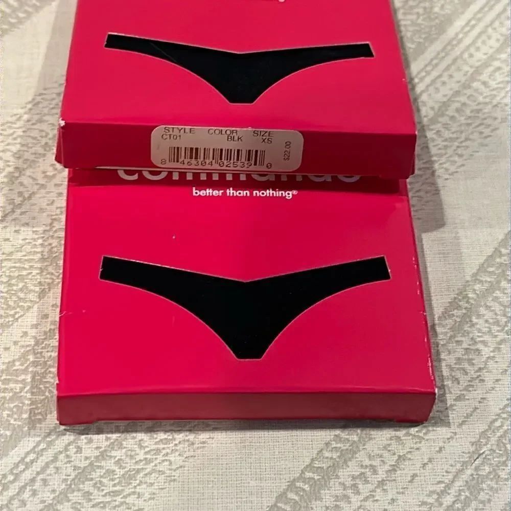 Commando Classic Collection Black Thong - Picture 4 of 4